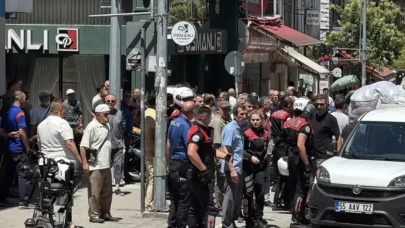 Kadın polise tekme attı, ortalık karıştı: Çok sayıda gözaltı var