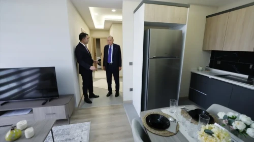 Yüzyılın Konut Projesi'ni tanıtan Cumhurbaşkanı Erdoğan örnek daireyi inceledi