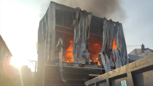 Kocaeli'de parfüm deposunda yangın: 6 can kaybı