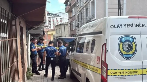 İstanbul'da korkunç cinayet! Ev arkadaşını boğazını keserek öldürdü