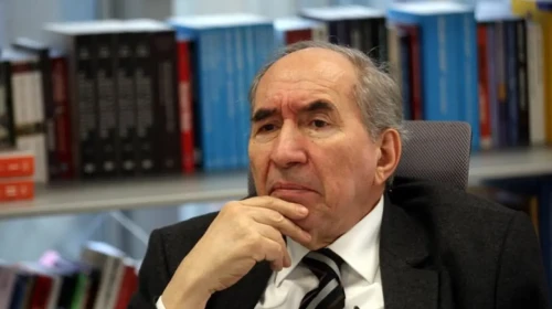 Son dakika haberi: Altan Öymen hayatını kaybetti