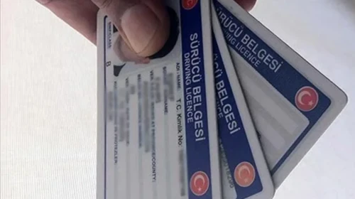 Eski tip ehliyet yenileme süresi uzatıldı! İşte son tarih