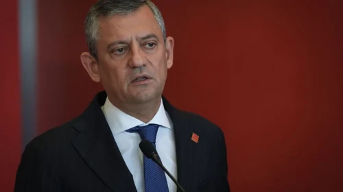 Özgür Özel, PKK'nın silah bırakmasına sessiz kaldı