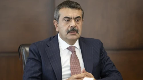 Zorunlu eğitim süresi kısalıyor mu? Bakan Yusuf Tekin'den önemli açıklamalar
