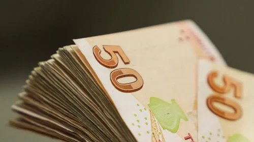 2026 ASGARİ ÜCRETE 4 FARKLI ZAM SENARYOSU! EN DÜŞÜK VE EN YÜKSEK MAAŞ HESAPLANDI: İŞTE YENİ MAAŞ TAHMİNLERİ