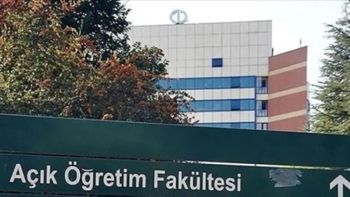 Açıköğretim Fakültesi taban puanları 2025: 2 ve 4 yıllık AÖF, ATA AÖF taban puanları ve kontenjanları ve bölümleri