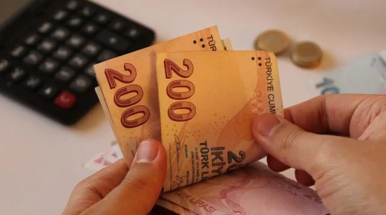 ASGARİ ÜCRETTE "ZAM MARATONU" BAŞLIYOR! Milyonlarca Çalışana Kritik Uyarı: Masada Öne Çıkan 2 Zam Oranı Belli Oldu!